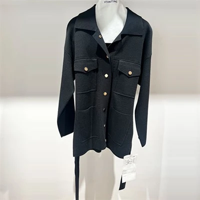 Základní Black Blazer